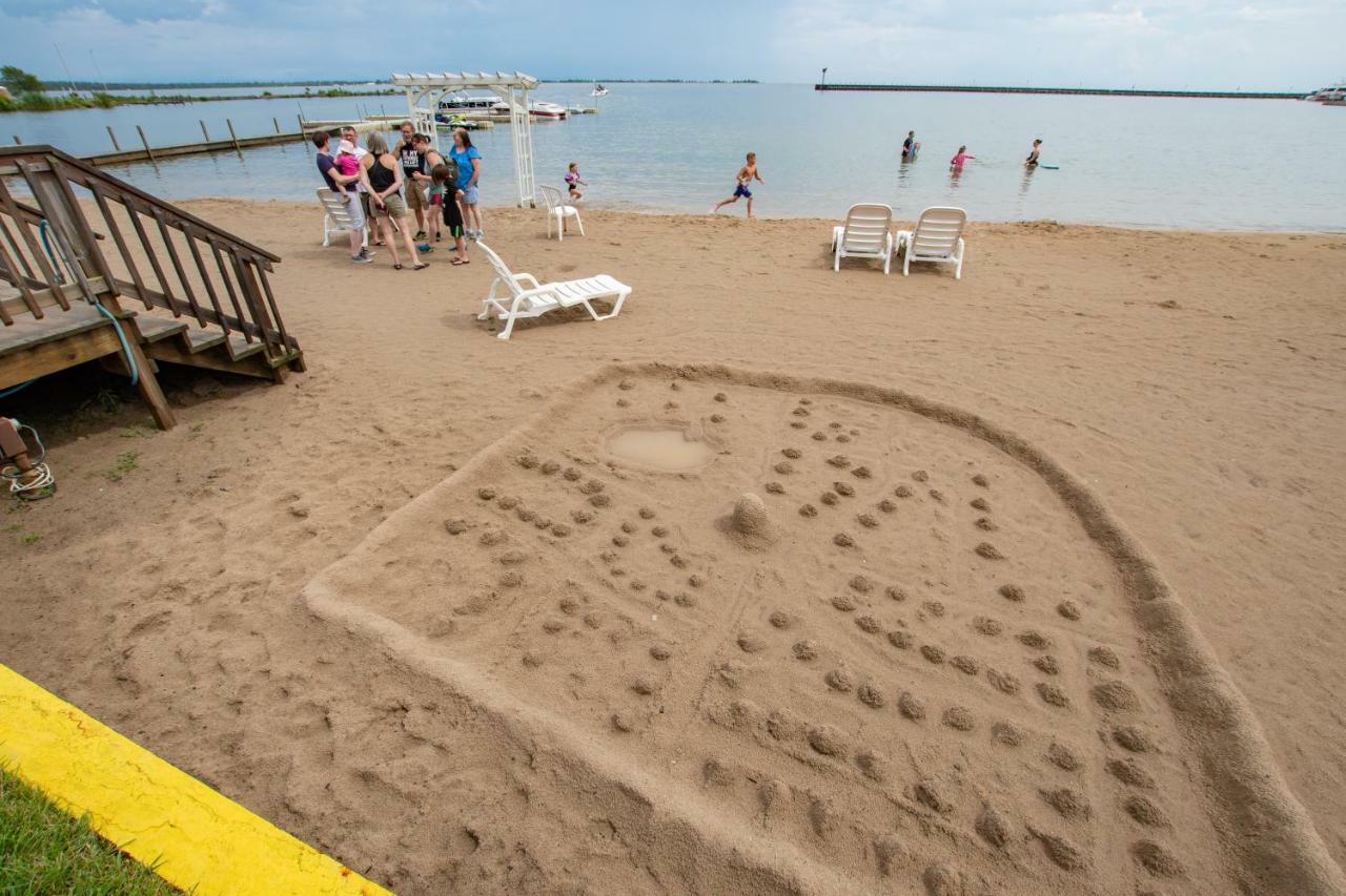 Tawas Bay Beach Resort & Conference Center East Tawas Extérieur photo
